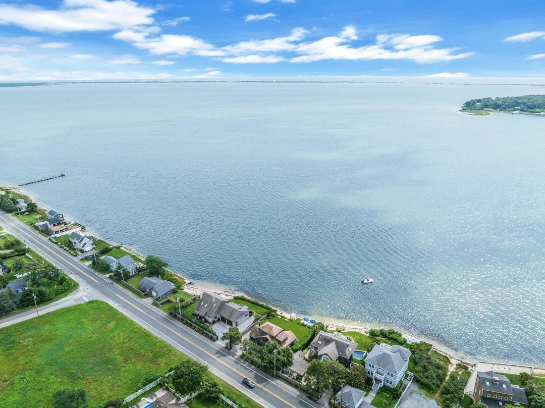 Andere in Hampton Bays, New York, Vereinigte Staaten 1 - 18815154