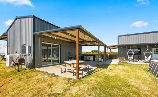 House in Whitney, Texas, United States 1