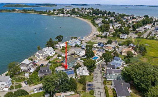 House in Quincy, Massachusetts, United States 1
