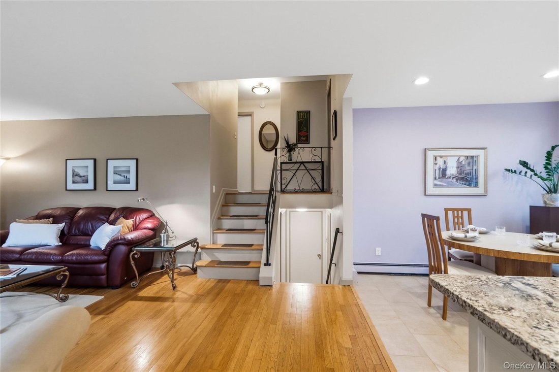 Casa en Yaphank, Nueva York, Estados Unidos 5 - 18815137