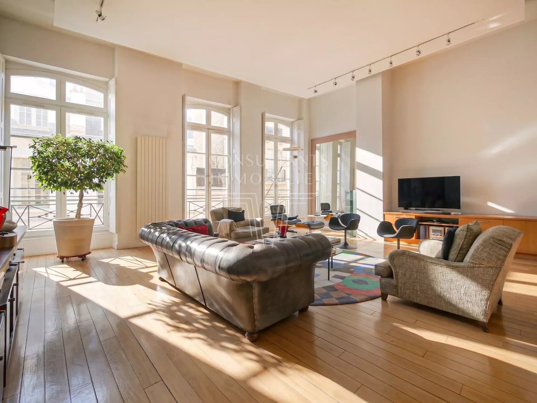 Apartment in Saint Germain des Prés, Paris 6e Arrondissement, Paris 2 - 18812592