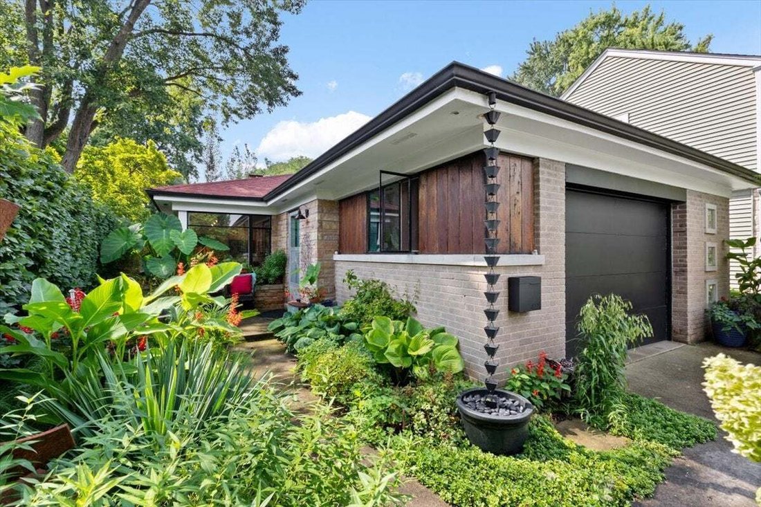 House in Skokie, Illinois, United States 1 - 18811787