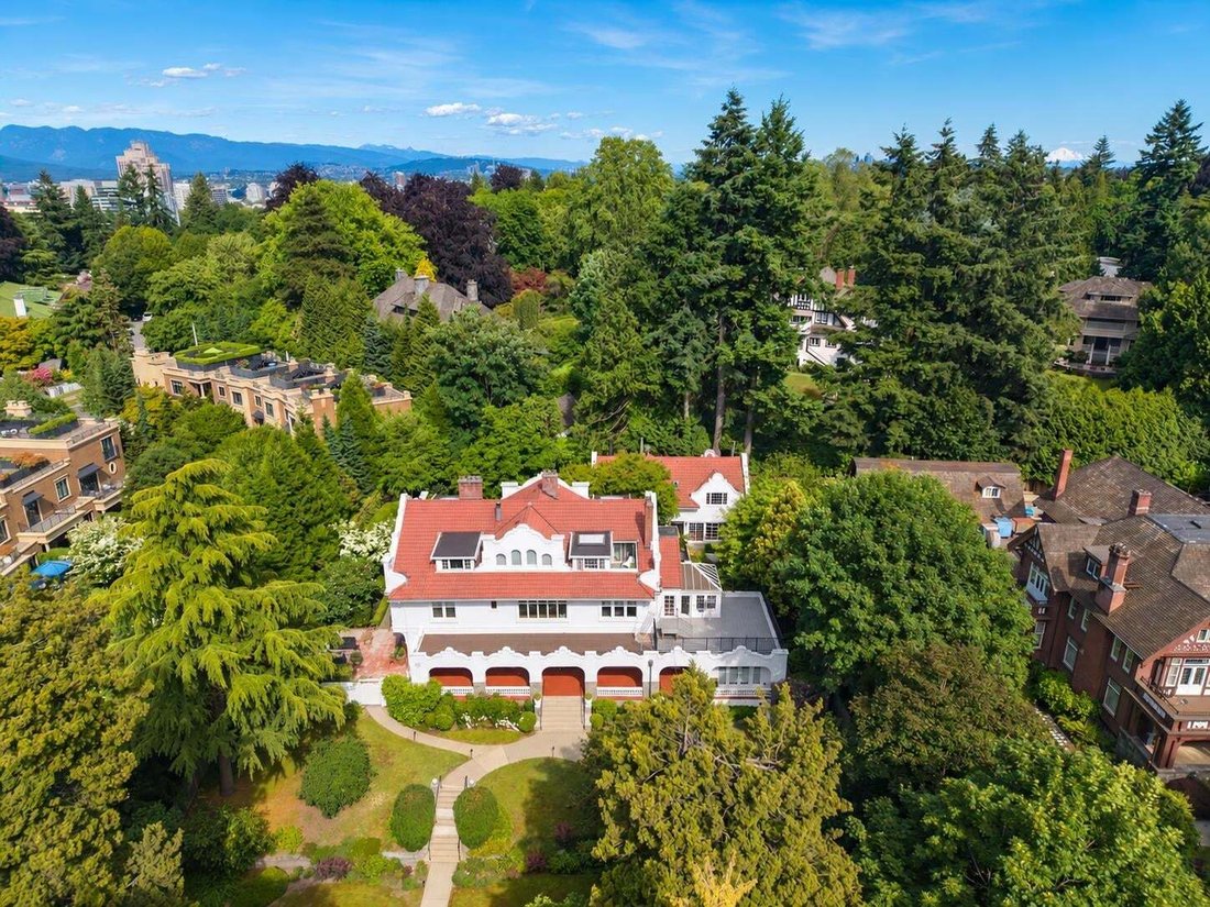 House in Vancouver, British Columbia, Canada 2 - 18815452