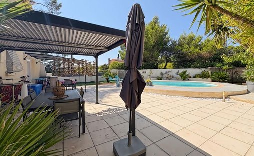 Villa in La Garde, Provence-Alpes-Côte d'Azur, Frankreich 1