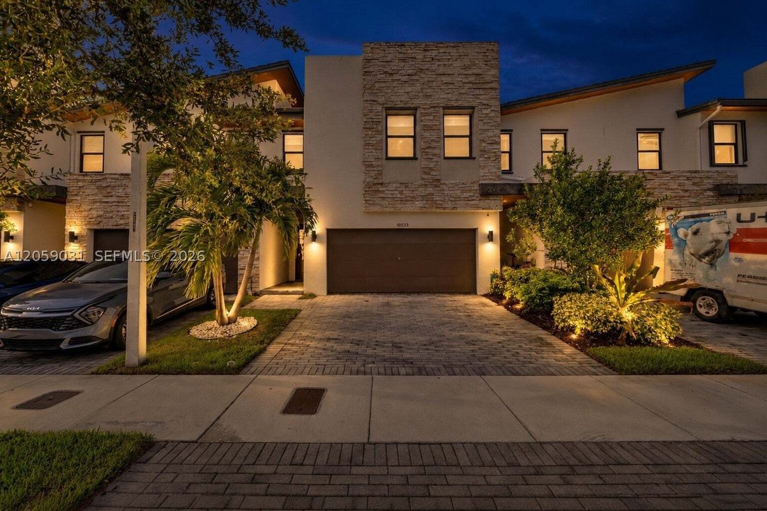 Townhouse in Doral, Florida, United States 1 - 18506464