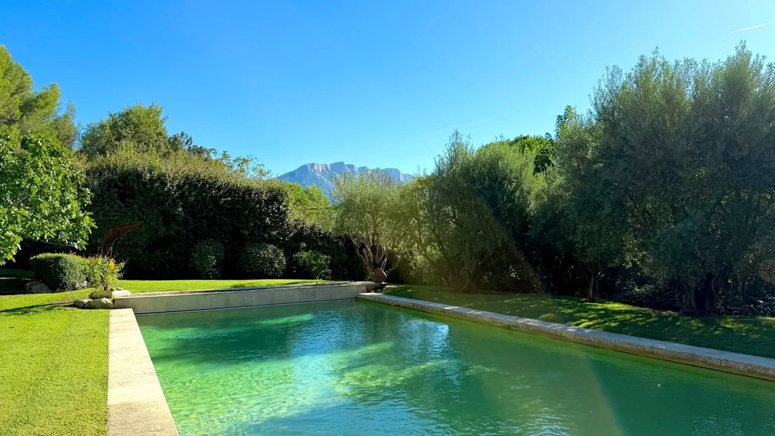 Country House in Le Tholonet, Provence-Alpes-Côte d'Azur, France 4 - 18812138