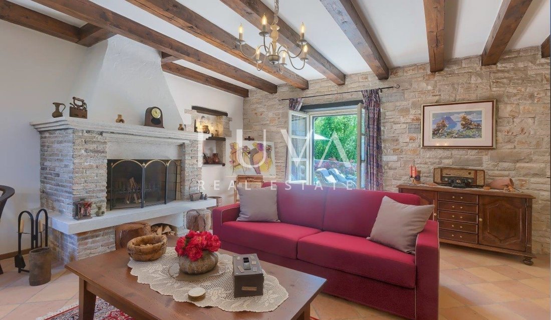 Villa in Muntrilj, Istria County, Croatia 4 - 17279968