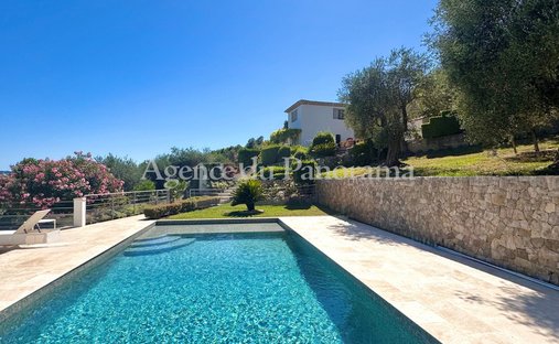 Villa in Grasse, Provence-Alpes-Côte d'Azur, France 1