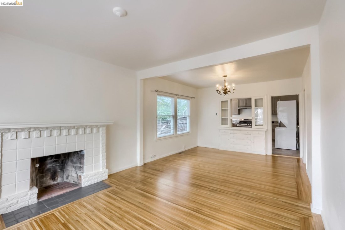 Berkeley, California, United States 5 - 18813645