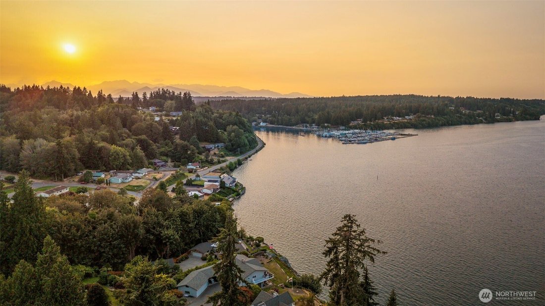 House in Bremerton, Washington, United States 5 - 18811080