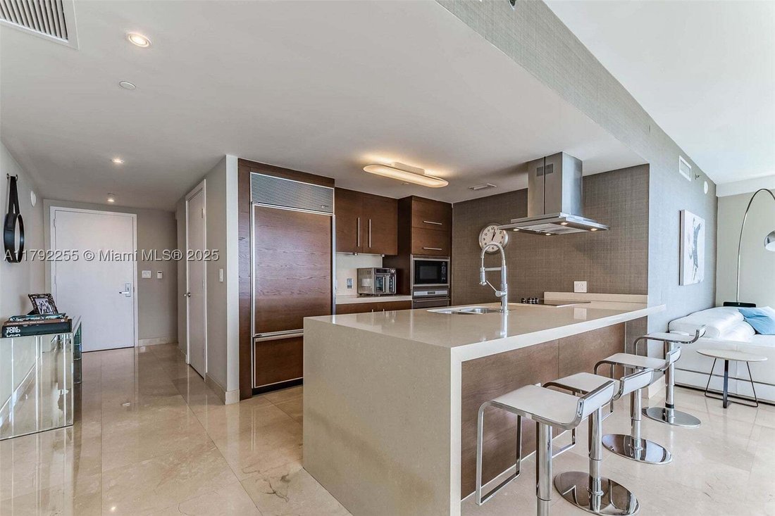 Appartement à Miami, Floride, États-Unis 5 - 17042049