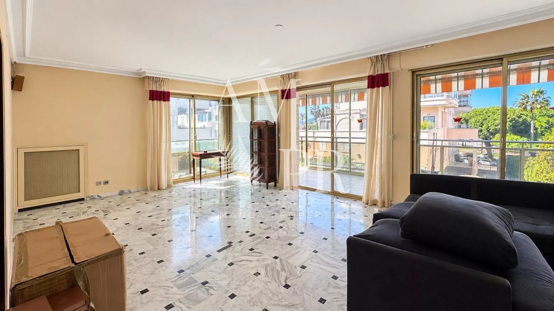 Apartment in Cannes, Provence-Alpes-Côte d'Azur, France 2 - 18812648