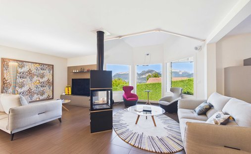 Villa in Saint-Jorioz, Auvergne-Rhone-Alpen, Frankreich 1