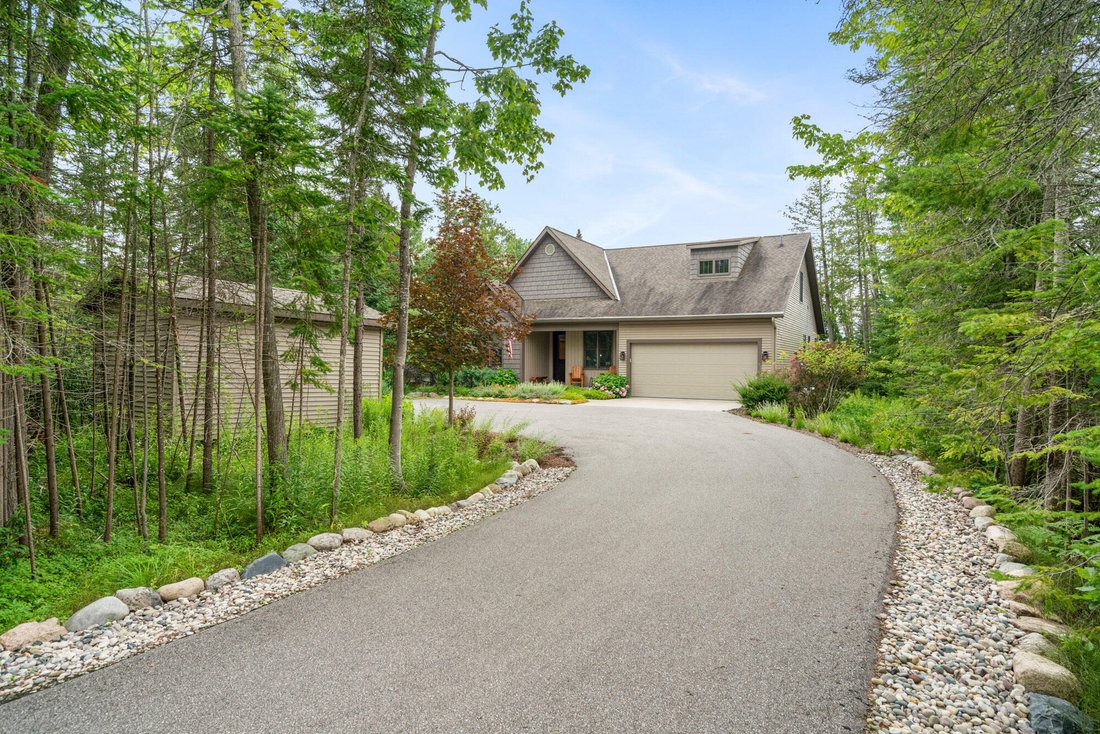 Casa a Indian River, Michigan, Stati Uniti 2 - 18813111