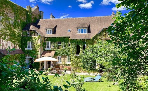 Townhouse en Centre Ville, L'Aigle, Francia 1