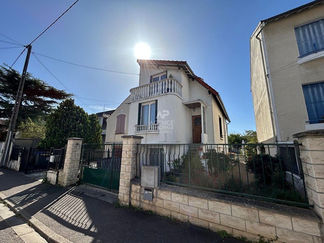 Casa a Poissy, Isola di Francia, Francia 1 - 18815454
