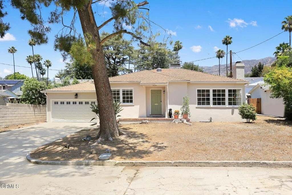 House in Altadena, California, United States 1 - 18814427