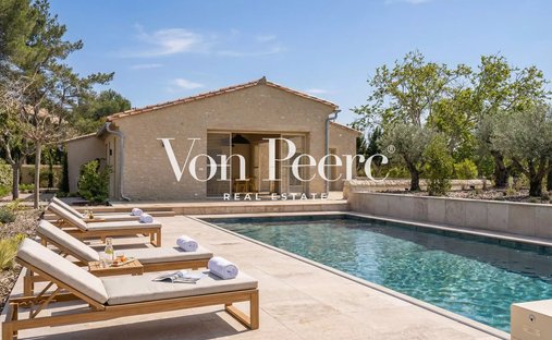 House in Paradou, Provence-Alpes-Côte d'Azur, France 1
