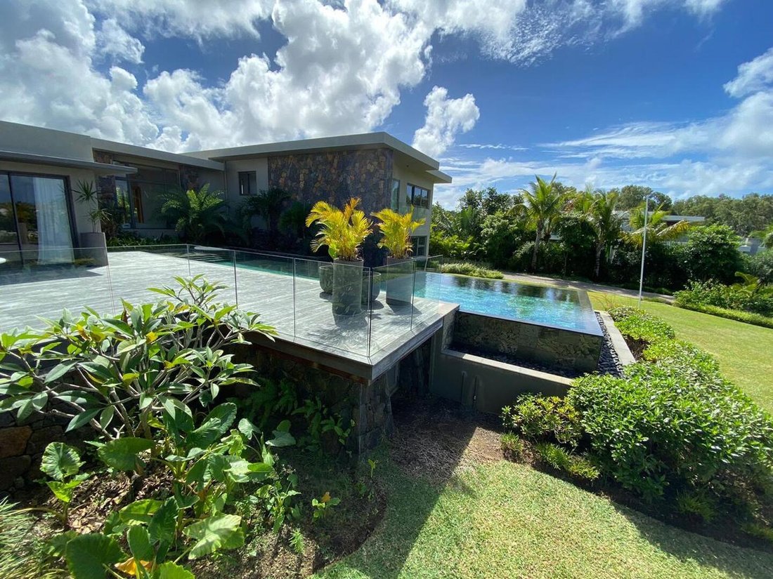 Casa en Belle Rive, Distrito de Flacq, Mauricio 3 - 18812387