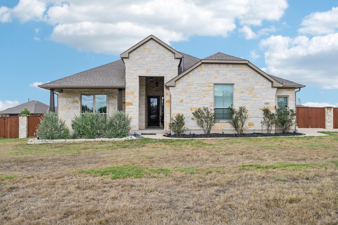 Haus in Bastrop, Texas, Vereinigte Staaten 2 - 18814461