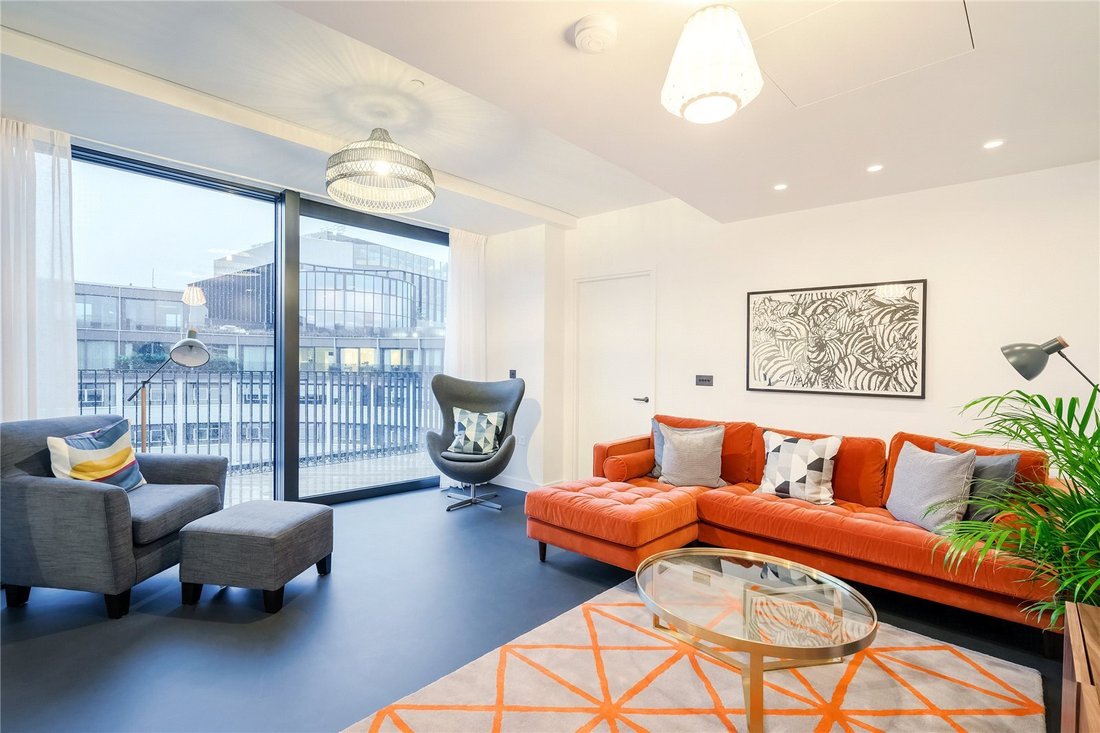 Apartamento en White City, Hammersmith y Fulham, Inglaterra 1 - 18811394