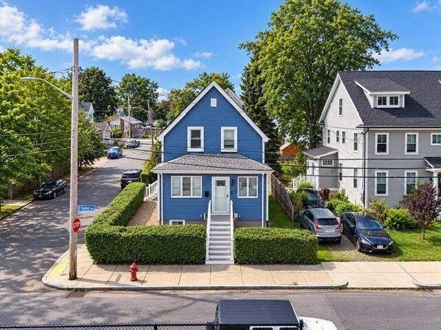 House in Revere, Massachusetts, United States 1 - 18815073