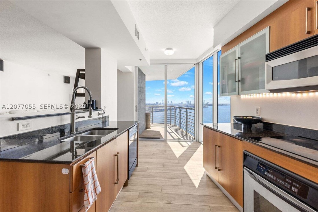 Condominio en Miami, Florida, Estados Unidos 4 - 18813746