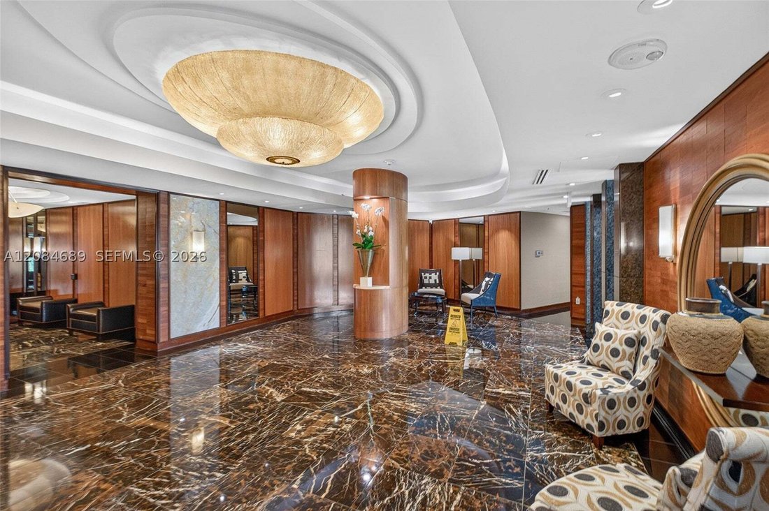 Condo in Miami Beach, Florida, United States 5 - 18813759