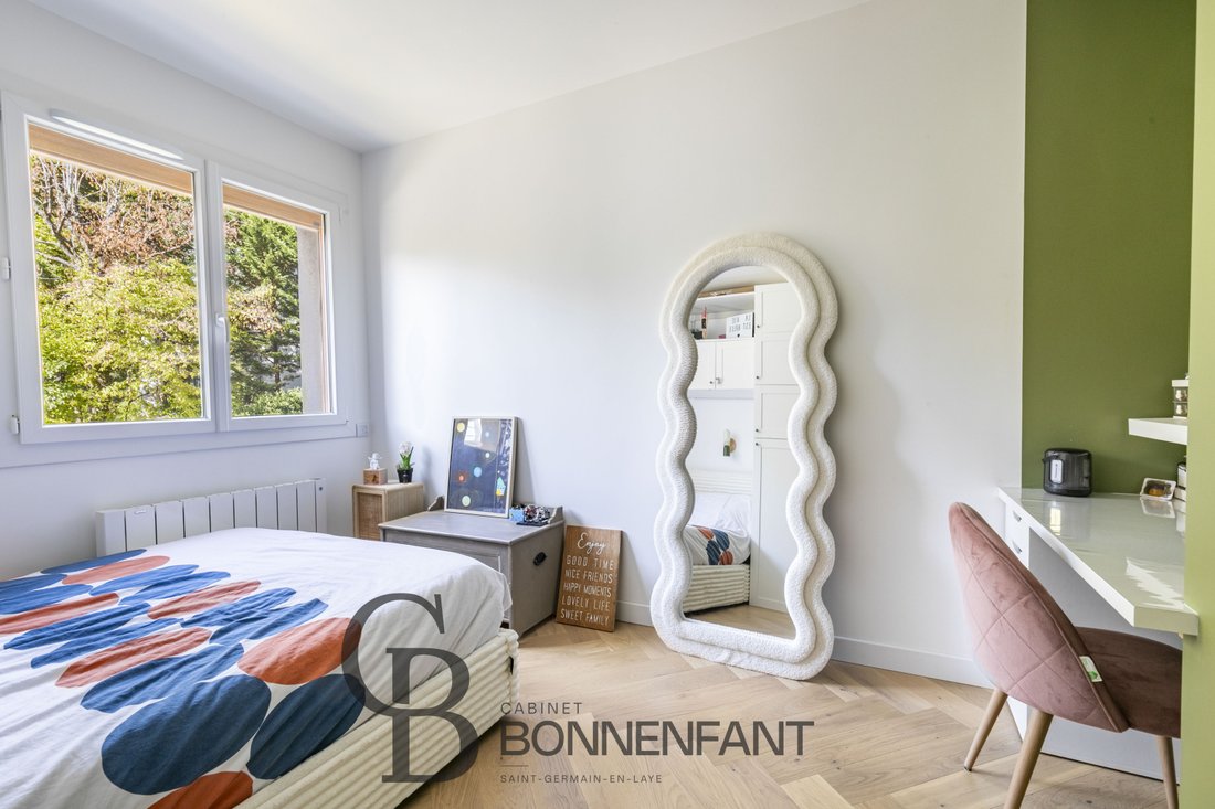 Apartment in Forêt, Saint-Germain-en-Laye, France 5 - 18815321