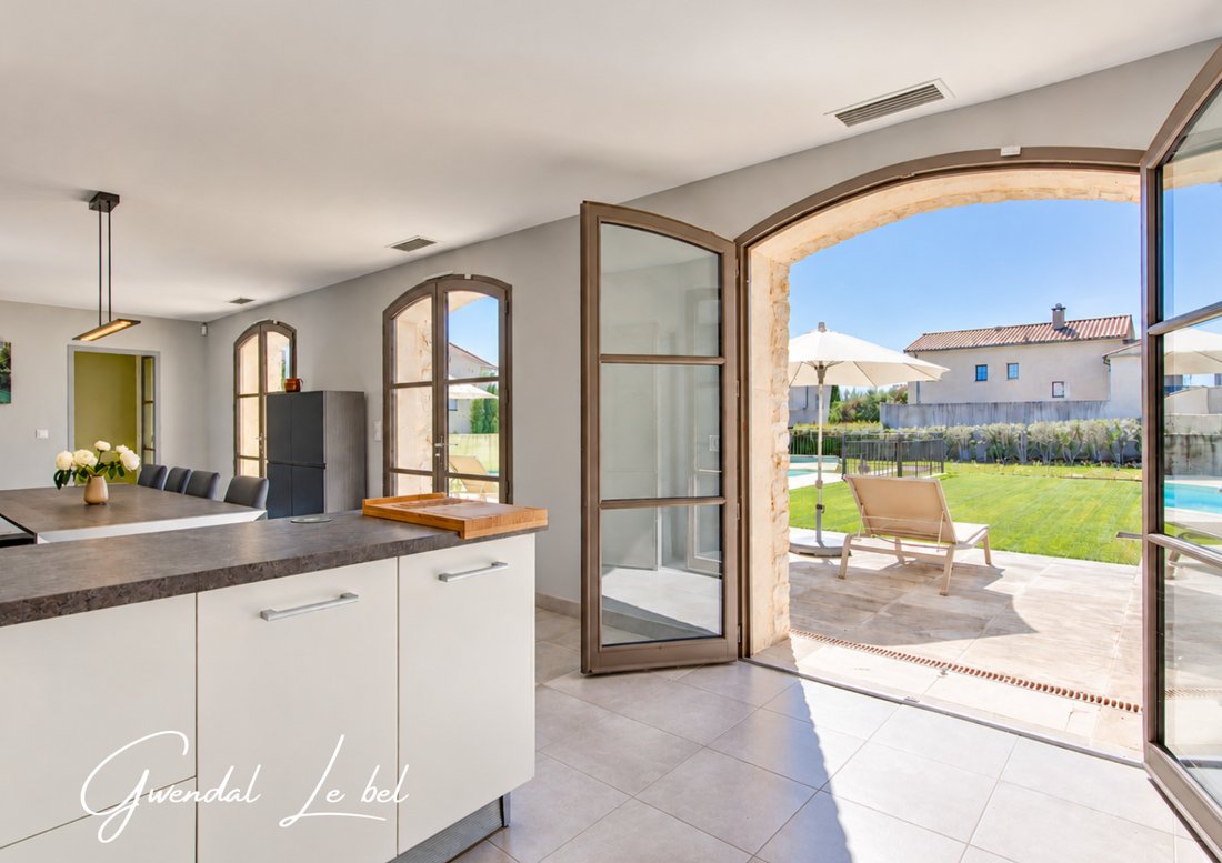 Villa in Uzès, Occitania, France 3 - 17612986