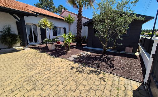 Villa in Ondres, Nouvelle-Aquitaine, France 1