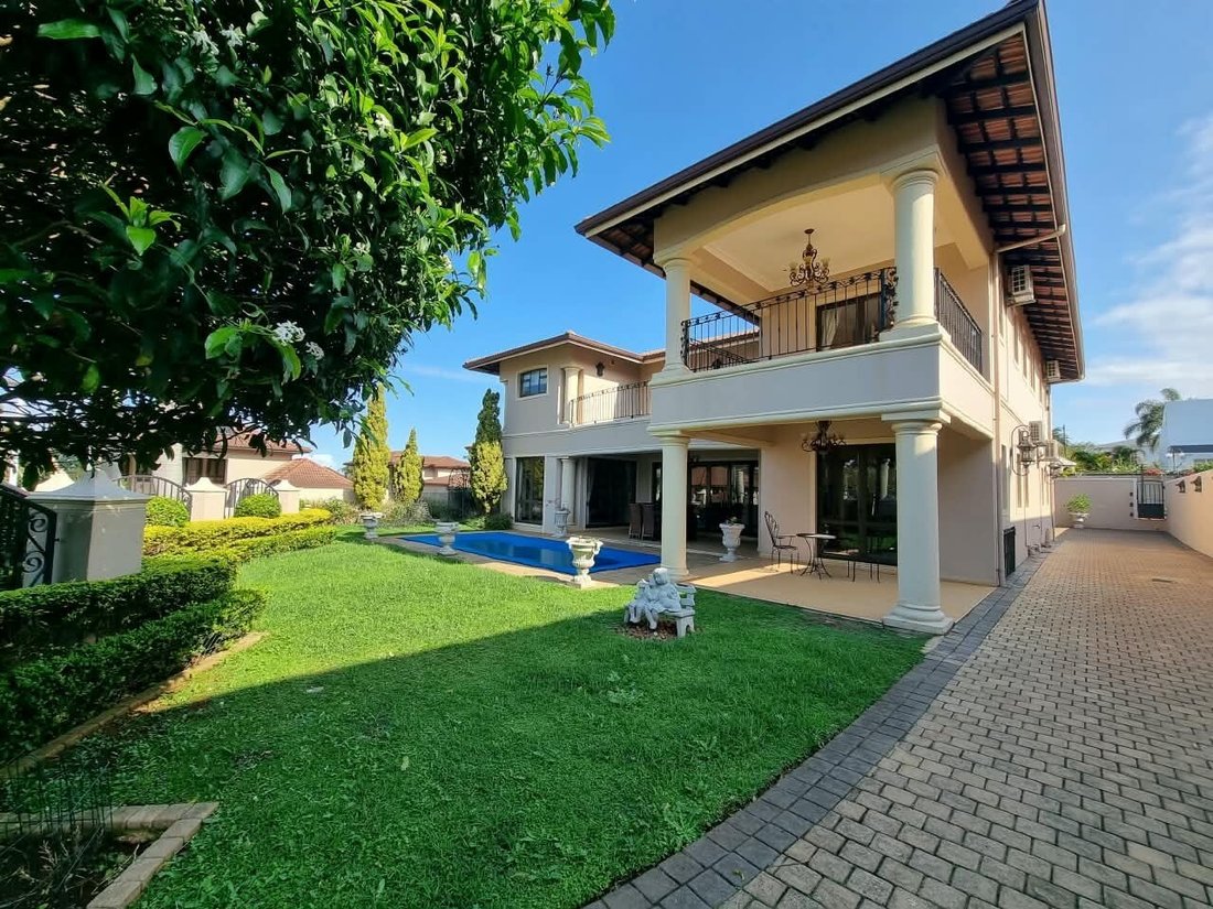 Casa a La Lucia, KwaZulu-Natal, Sudafrica 2 - 18814216