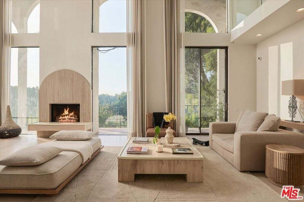 Casa a Beverly Hills, California, Stati Uniti 1 - 18813938