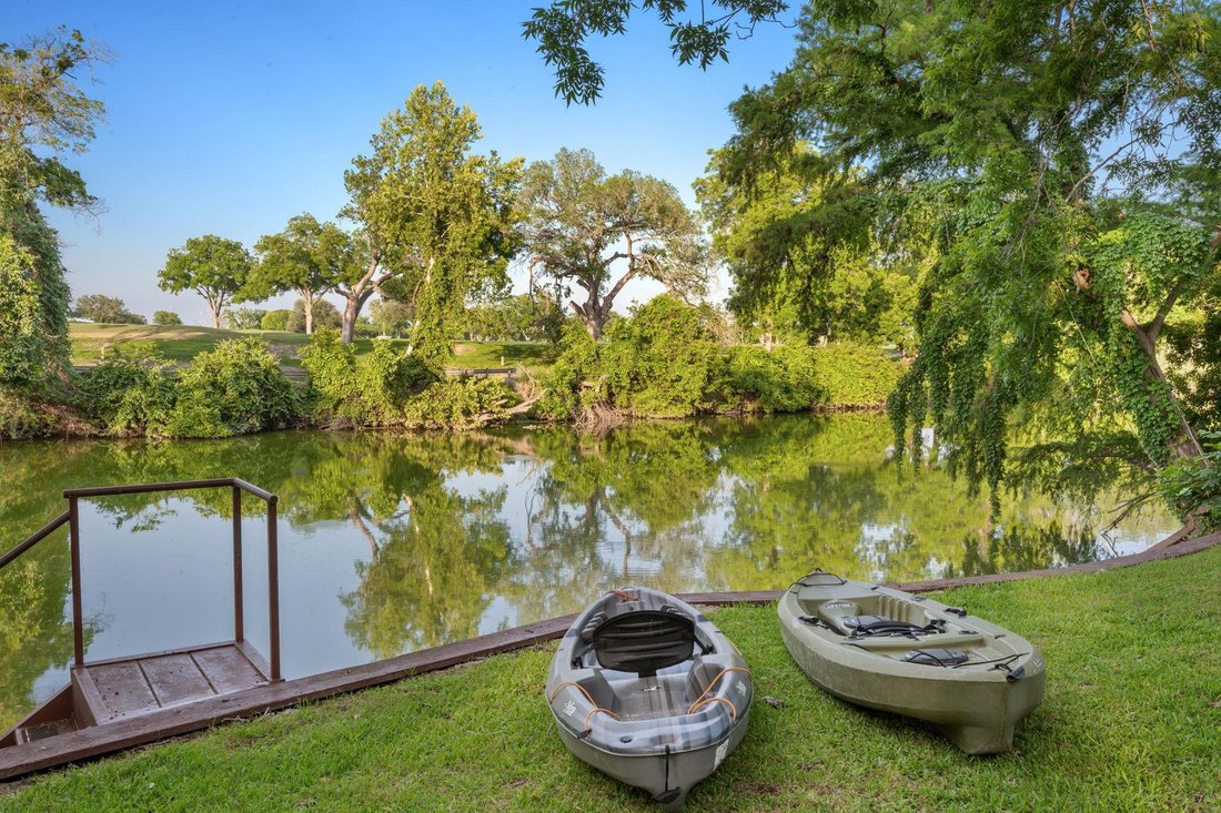 Casa en Seguin, Texas, Estados Unidos 2 - 18814446