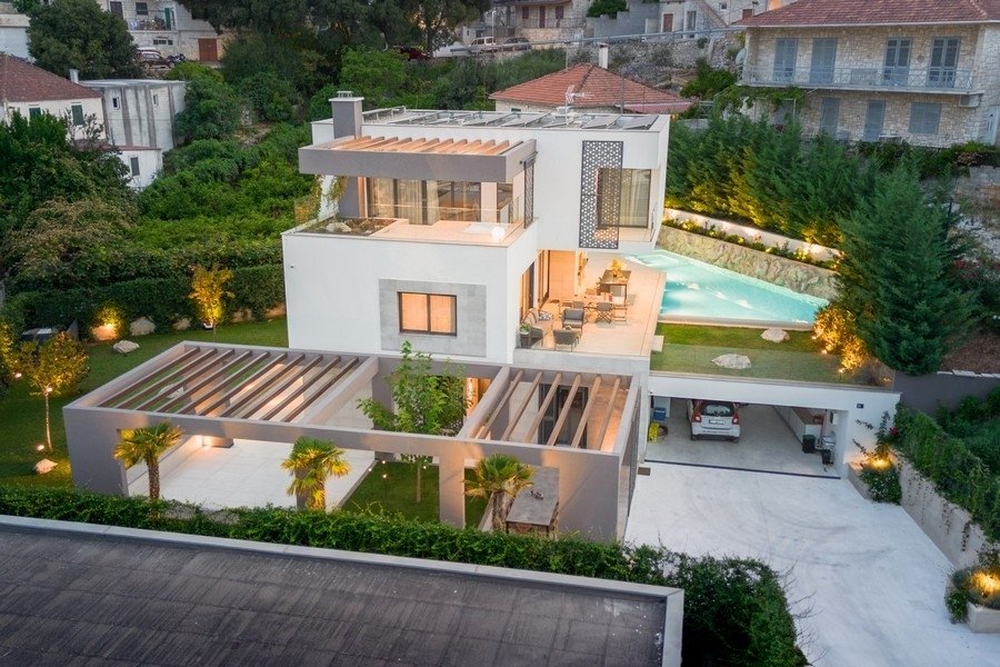 Villa in Splitska, Gespanschaft Split-Dalmatien, Kroatien 1 - 18815275