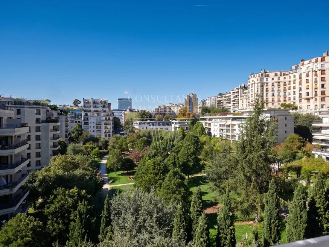 Apartment in Muette Sud, Paris 16e Arrondissement, Paris 2 - 18812443