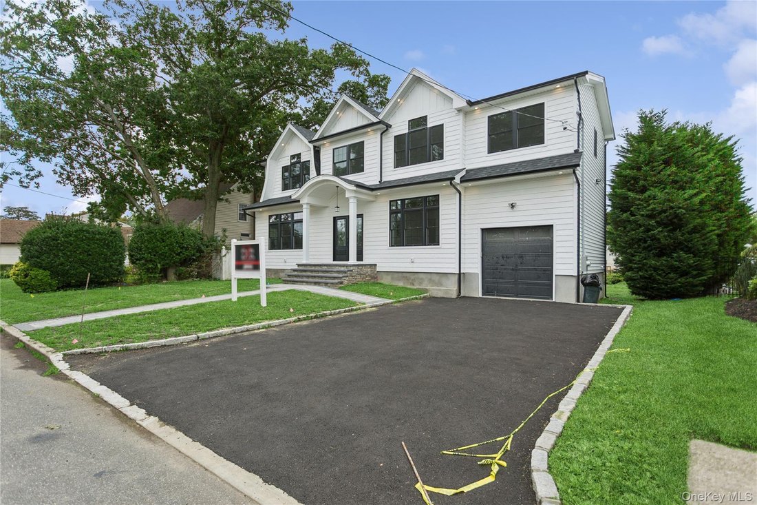 Casa en Bellmore, Nueva York, Estados Unidos 2 - 18815143