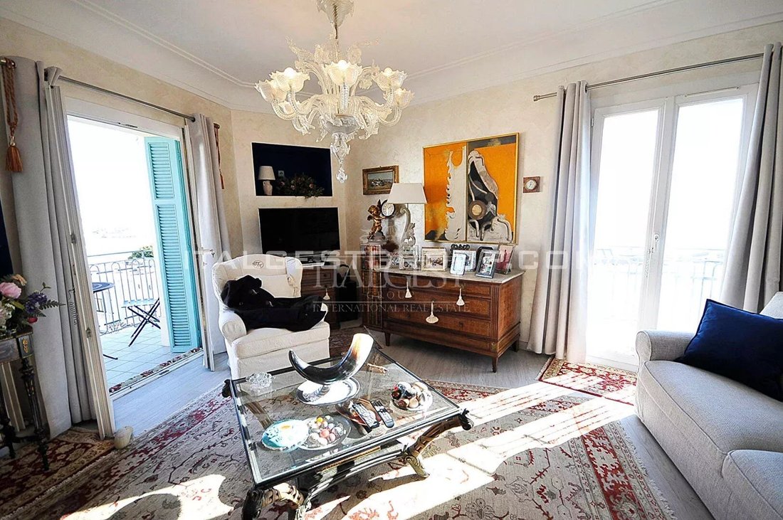 Wohnung in Französische Riviera, Provence-Alpes-Côte d'Azur, Frankreich 4 - 18812657