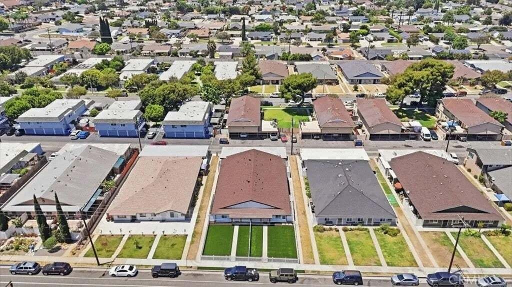 Altro a Orange, California, Stati Uniti 1 - 18499188