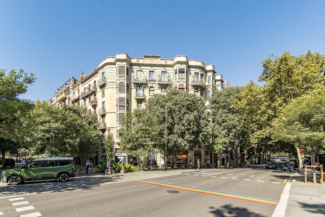 Appartamento a Eixample, Barcellona, Spagna 3 - 18812084