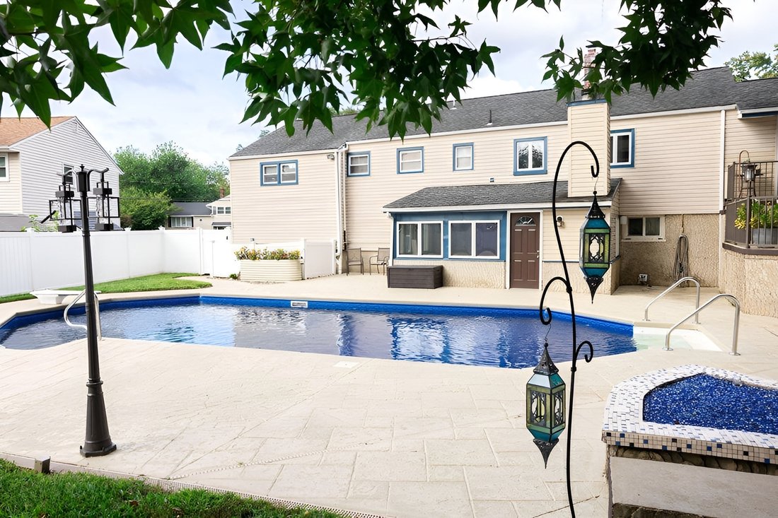 House in Red Bank, New Jersey, United States 3 - 18110613