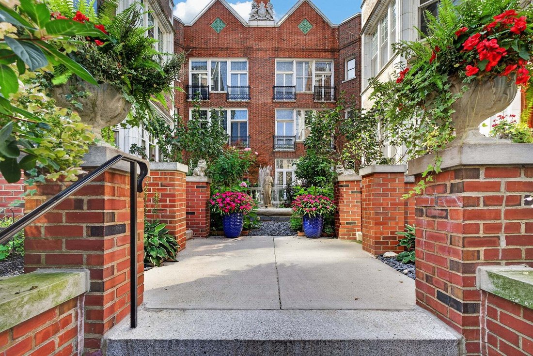 Condo in Chicago, Illinois, United States 1 - 18814828