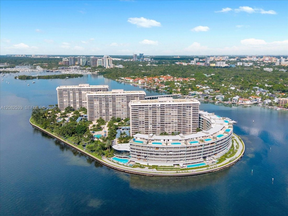 Condo in Miami, Florida, United States 1 - 18813429