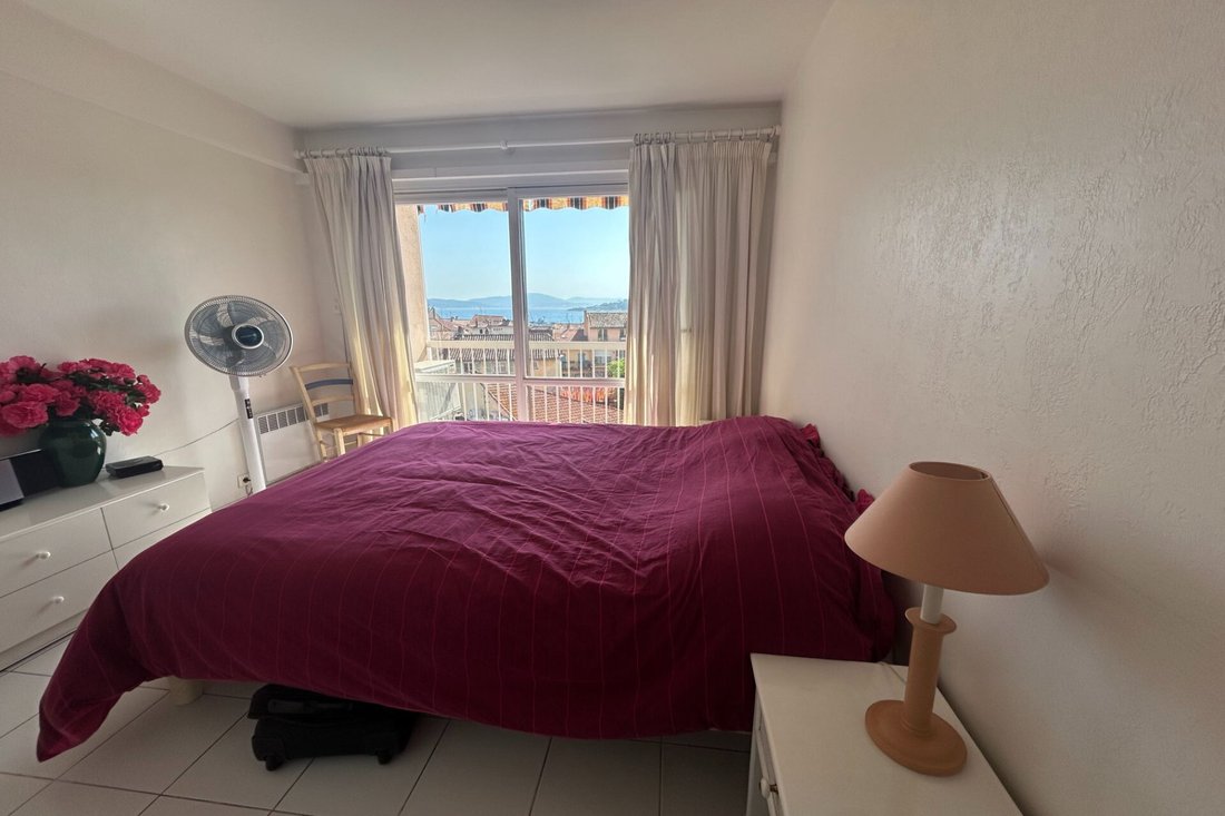 Appartamento a Ville-Les Saquedes-Le Bouillonnet, Sainte-Maxime, Francia 4 - 18812481
