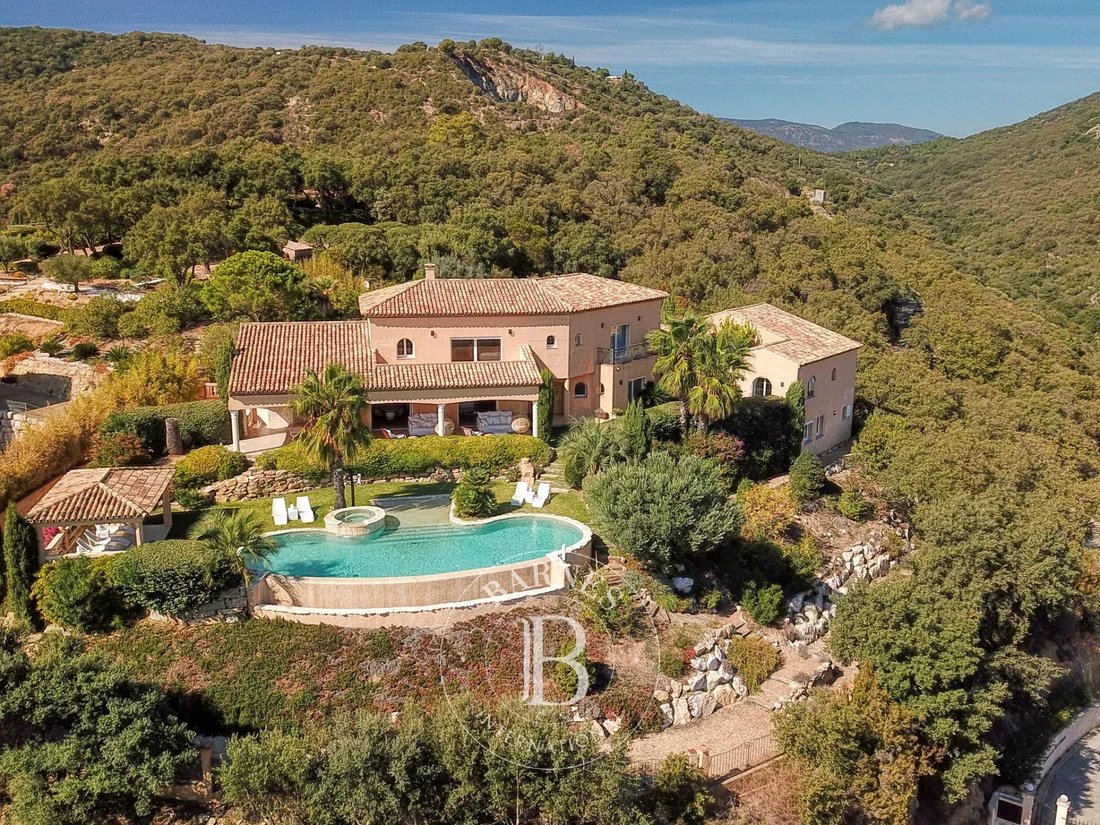 Villa en Grimaud, Provenza-Alpes-Costa Azul, Francia 5 - 12146621