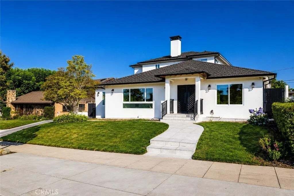 House in Burbank, California, United States 1 - 18674158