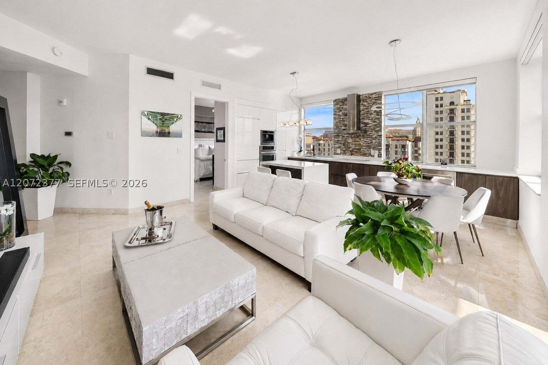 Condo in Coral Gables, Florida, United States 5 - 18811465