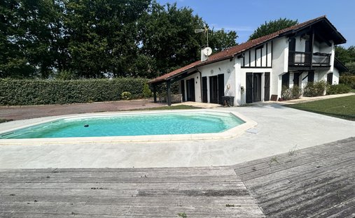 House in Mendi-Choko-Karrikatxar-Olhette, Urrugne, France 1