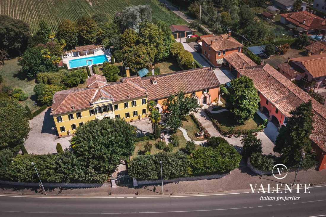 Villa à Piombino Dese, Vénétie, Italie 1 - 18812099