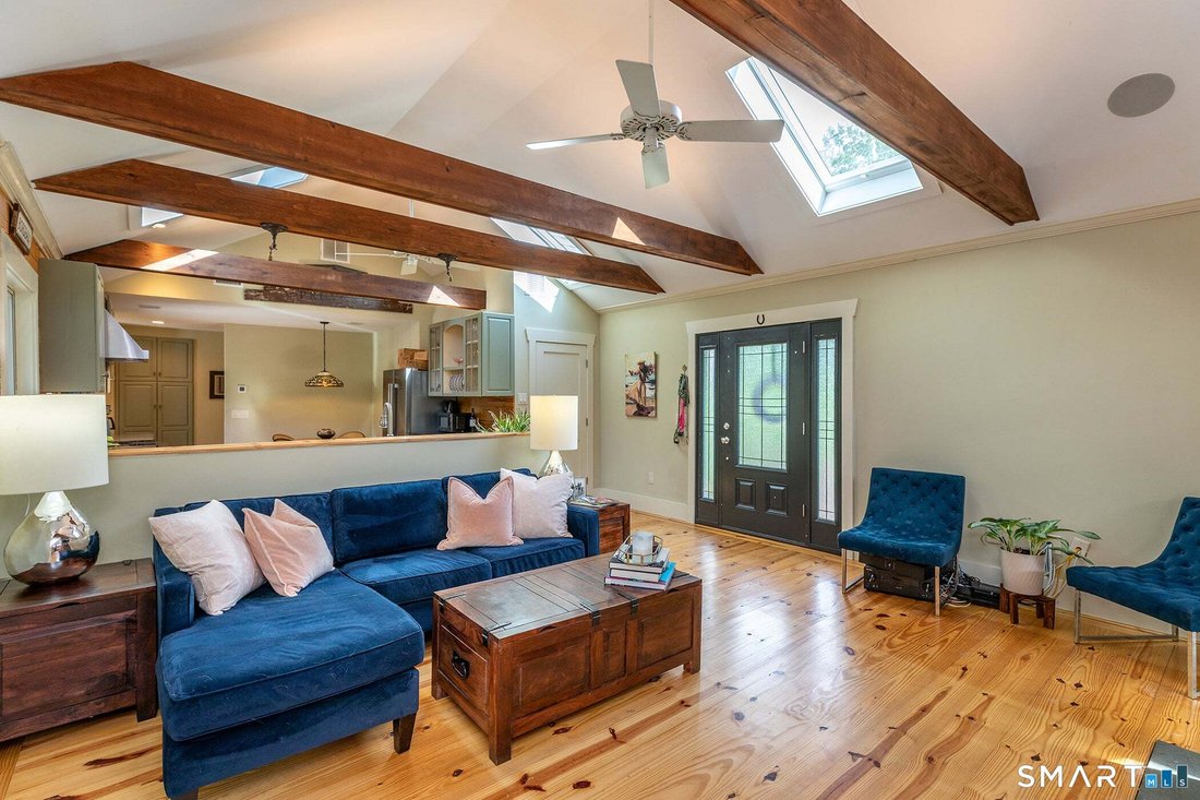 House in Woodbury, Connecticut, United States 5 - 18811405